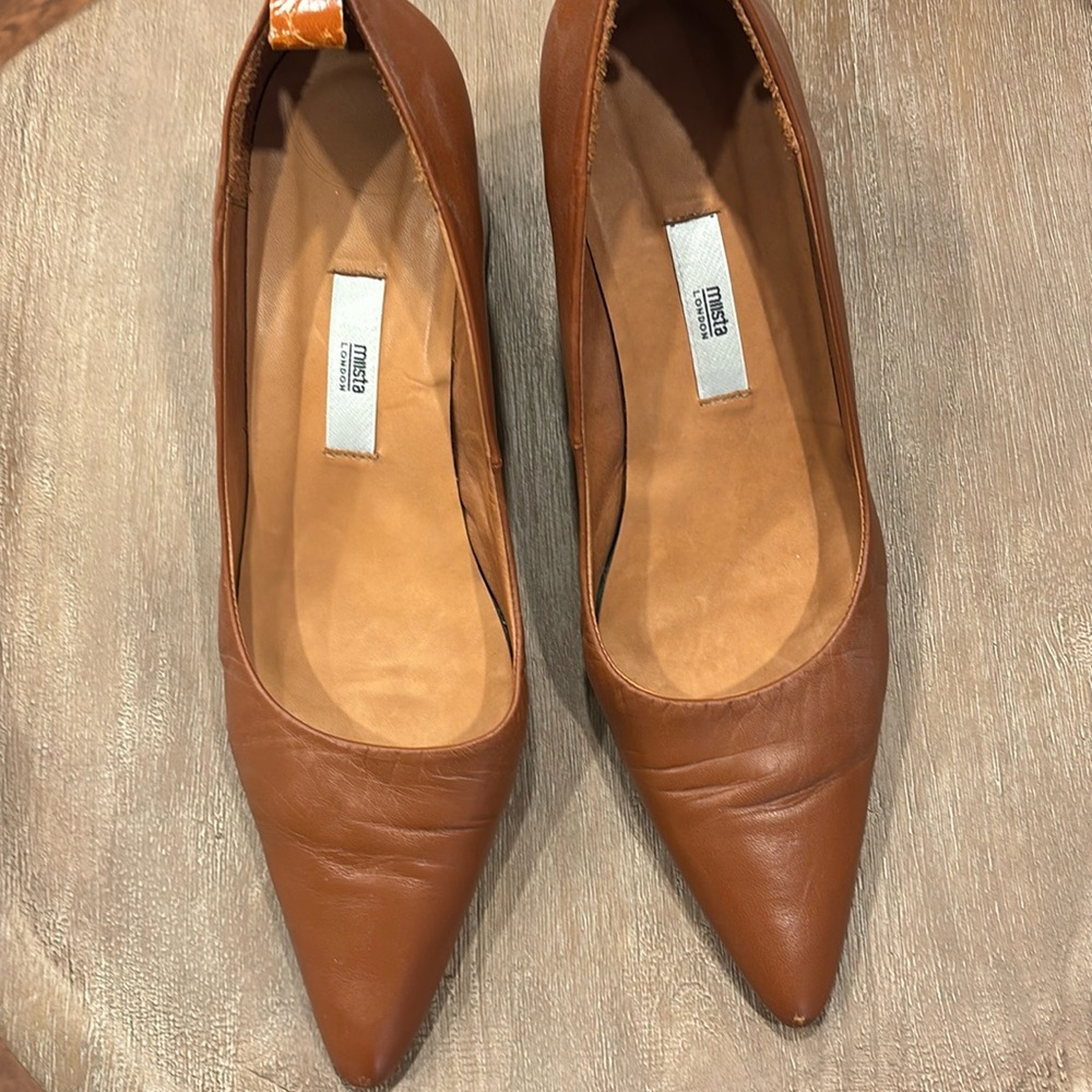 Mista Nina brown leather pumps